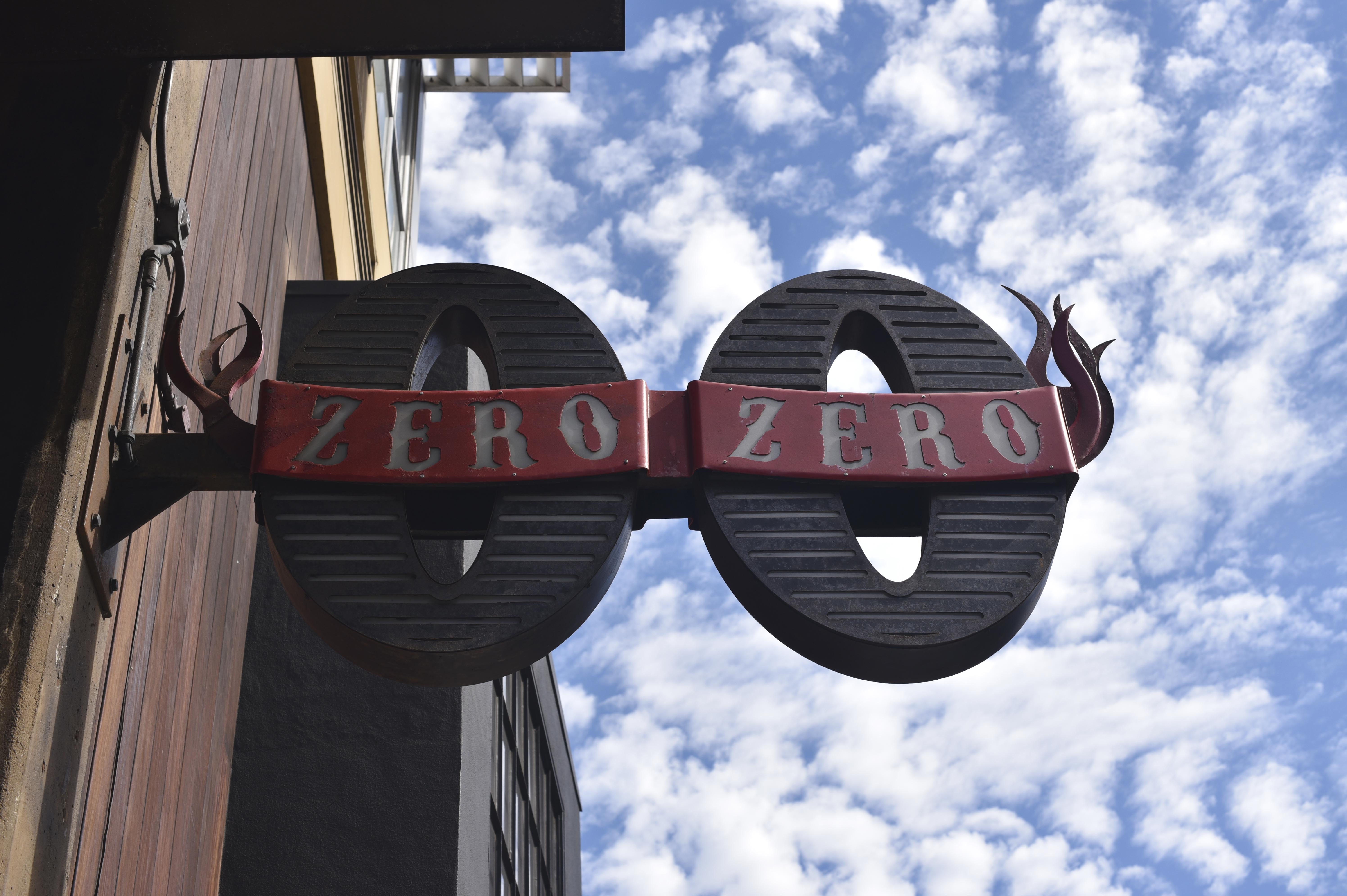 Zero Zero and the clouds 